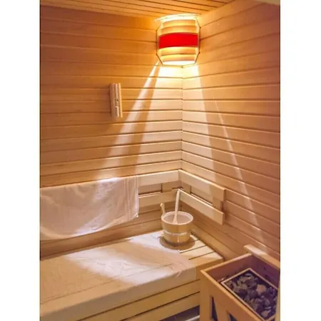 Nyaraló Holiday Apartment In Pirna With Swimming Pool *